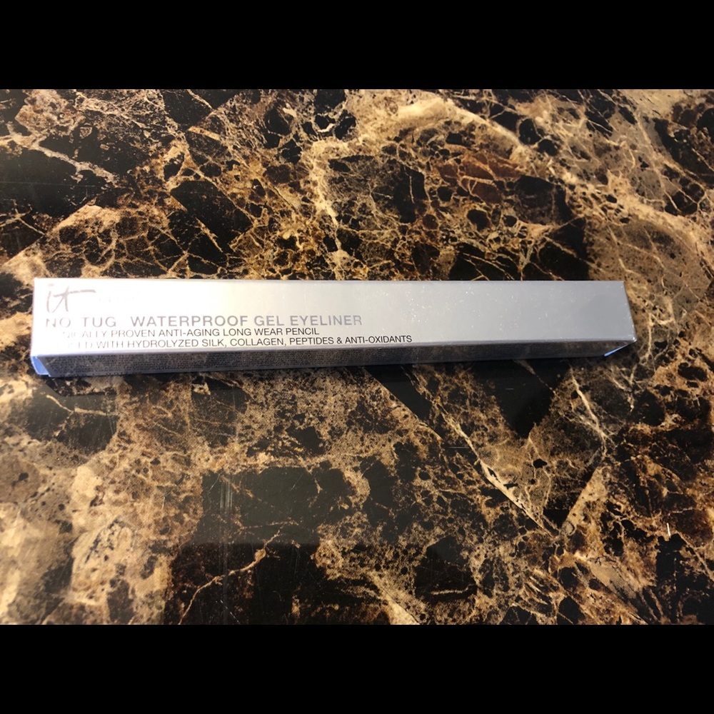 it Cosmetics No-Tug Gel Eyeliner